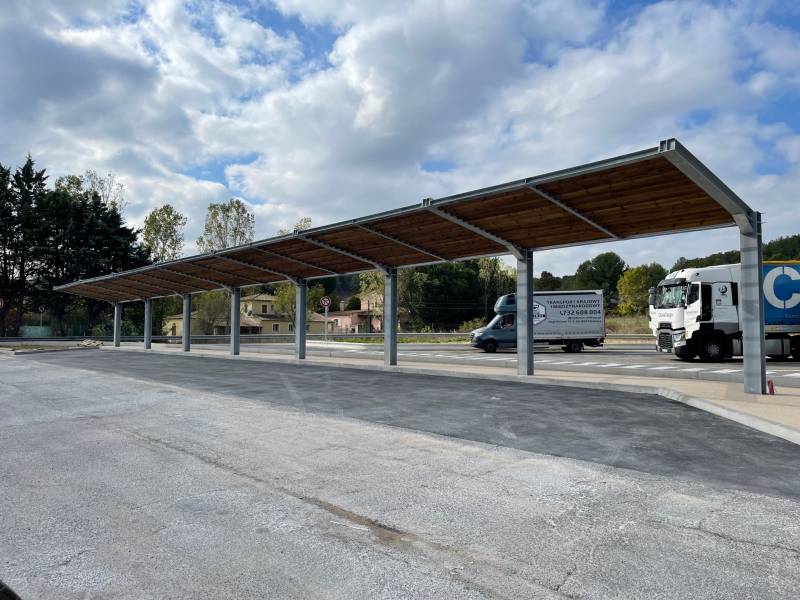 AUVENT ACIER THERMOLAQUE ET ESCALIER TECHNIQUE MARCHE CAILLEBOTIS VITROLLES (13)