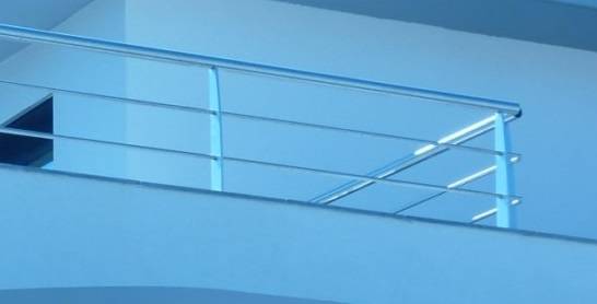 Garde-corps inox extérieur à lisse (barreaudage) horizontale, Sausset-les-pins