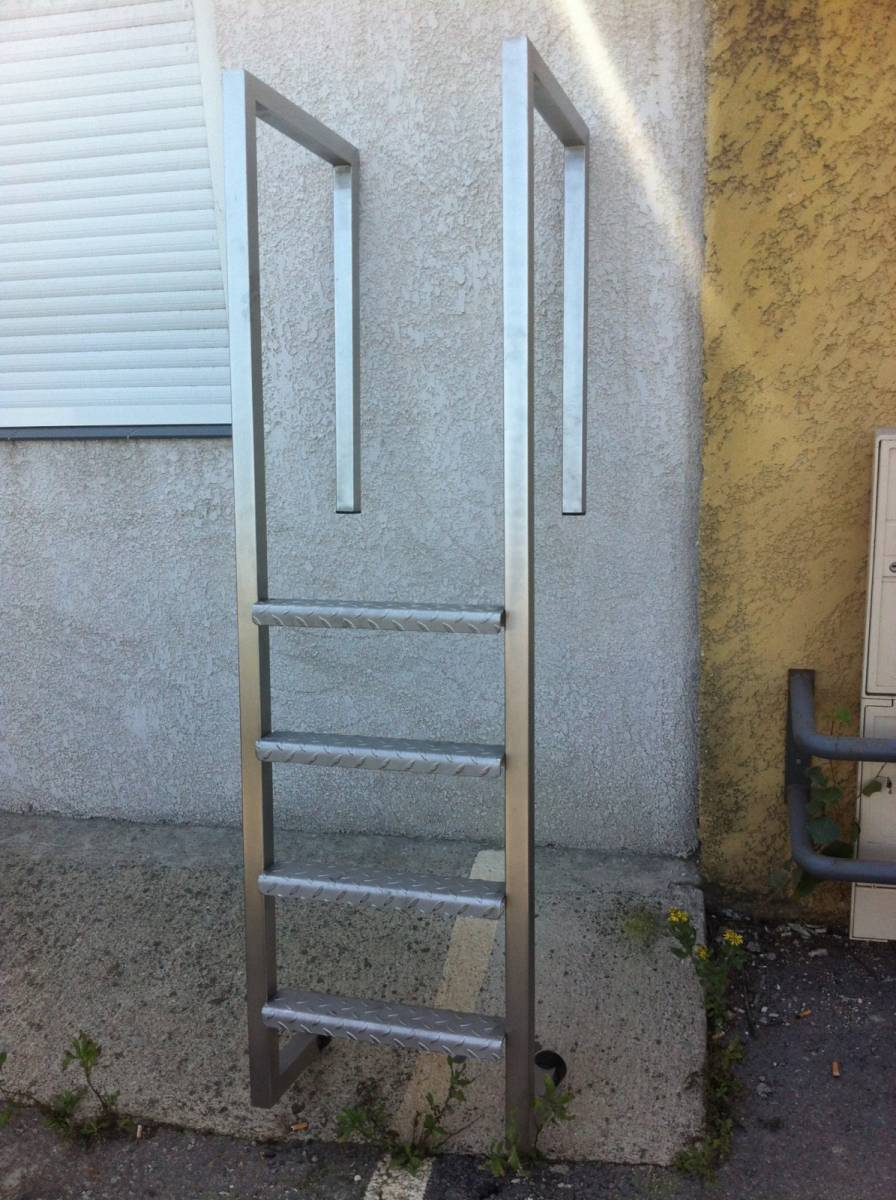 Fabrication d'une échelle de piscine