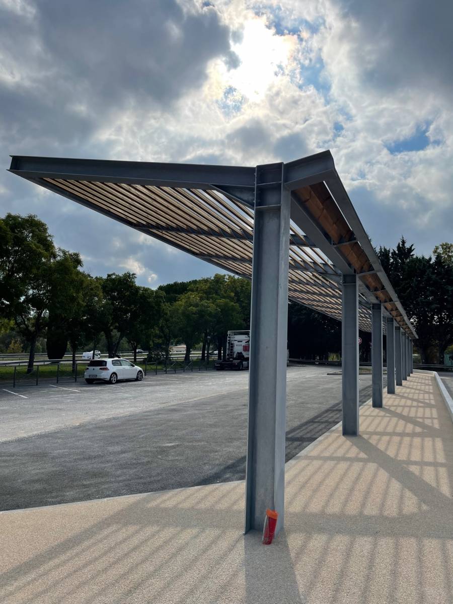 AUVENT ACIER THERMOLAQUE ET ESCALIER TECHNIQUE MARCHE CAILLEBOTIS VITROLLES (13)