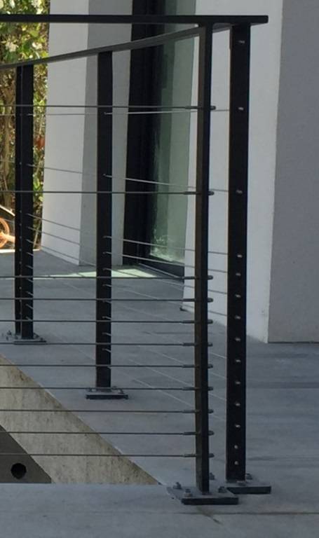 Garde corps en métal peint au four pour une terrasse près d'aix en provence